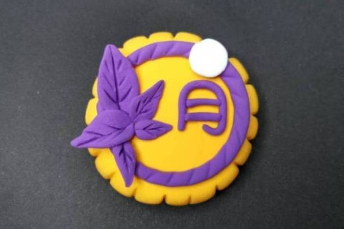 黏土月饼：独特的中秋节